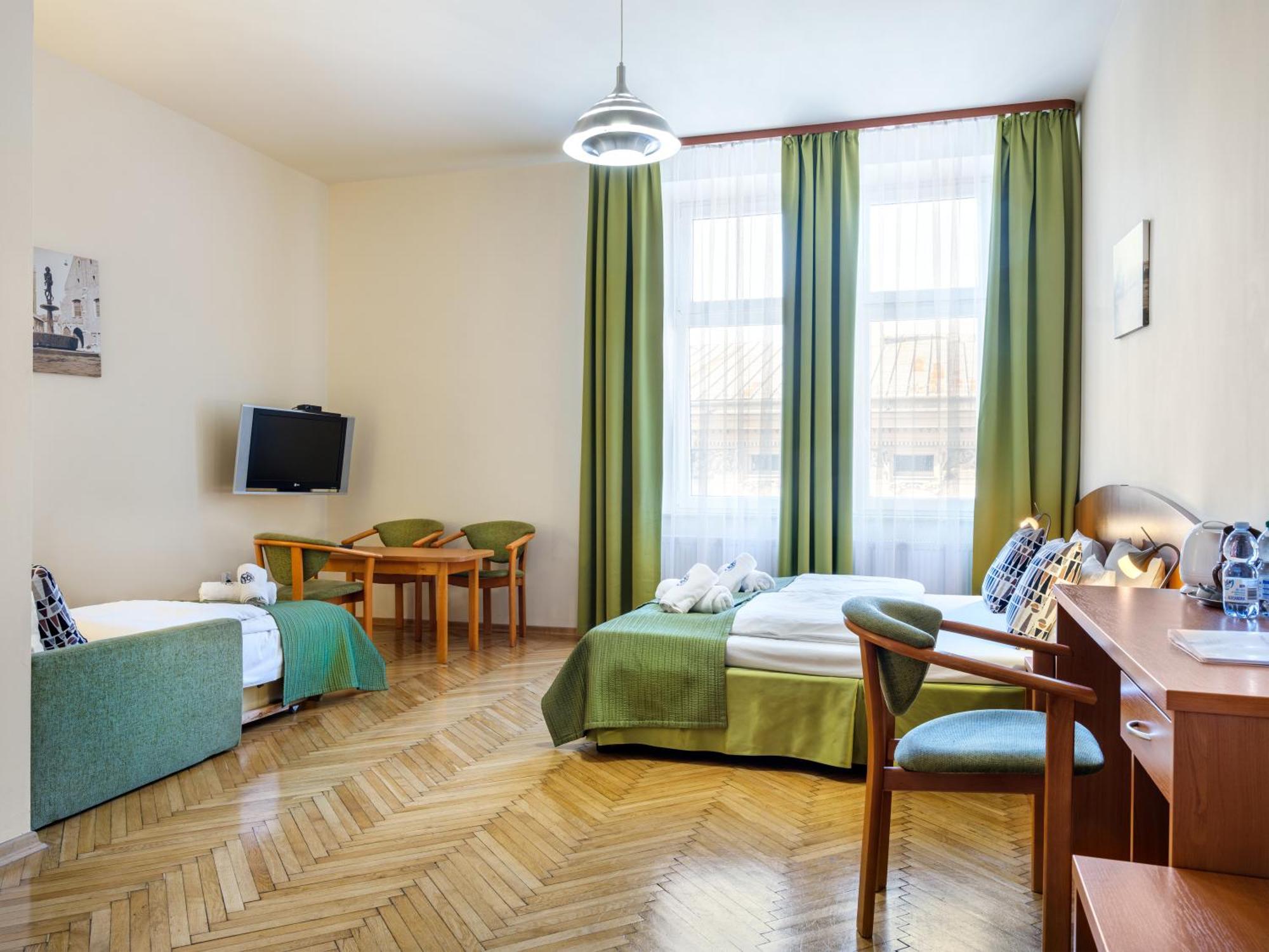 Triple Room